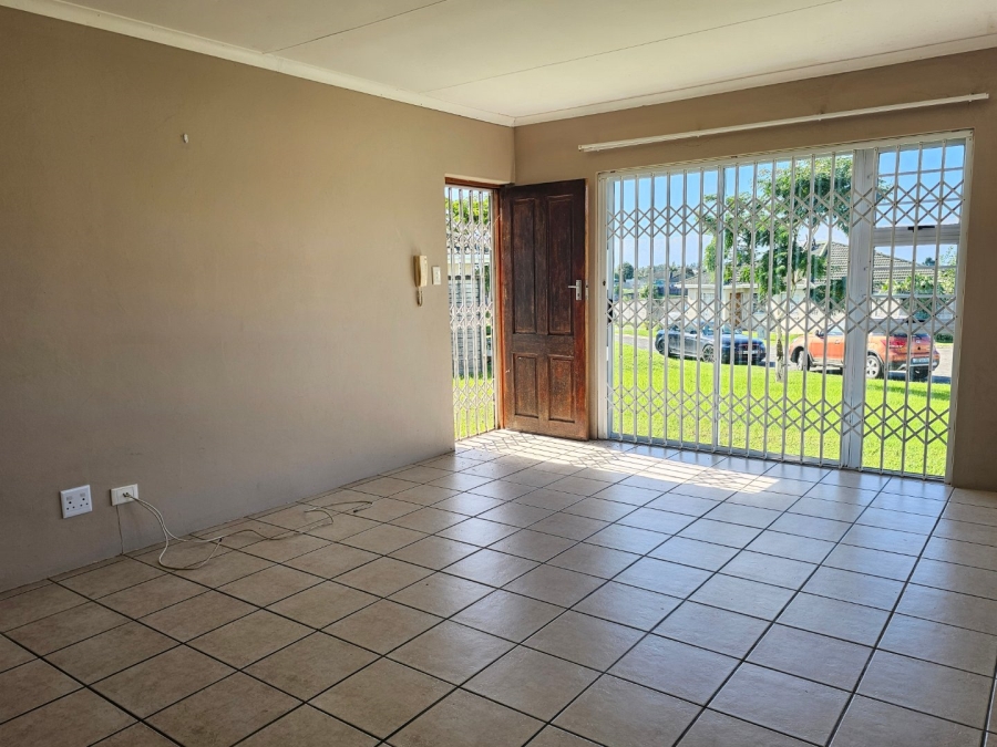 3 Bedroom Property for Sale in Cambridge West Eastern Cape